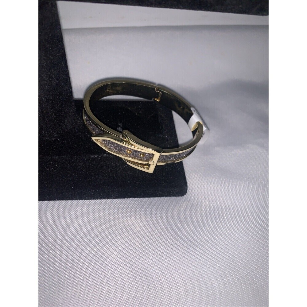 Macy’s Belt buckle design Gold coloured bracelet Fashion Jewelry - Picture 1 of 12